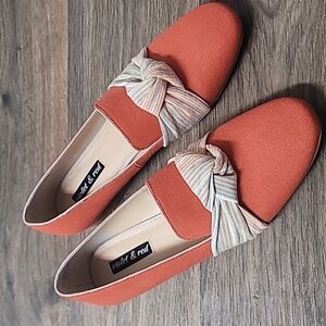 Violet & Red Season orange fabric loafers size 10M